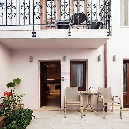 Pensión Philikon Luxury 4*