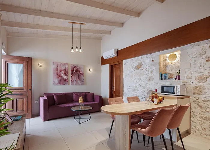 Philikon Luxury Pensión 4*