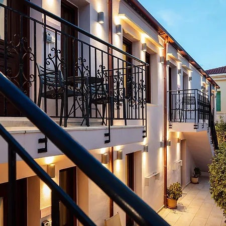 Philikon Luxury Pensjonat 4*