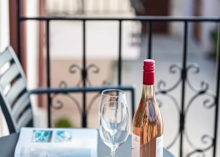 Philikon Luxury 4* Resmo